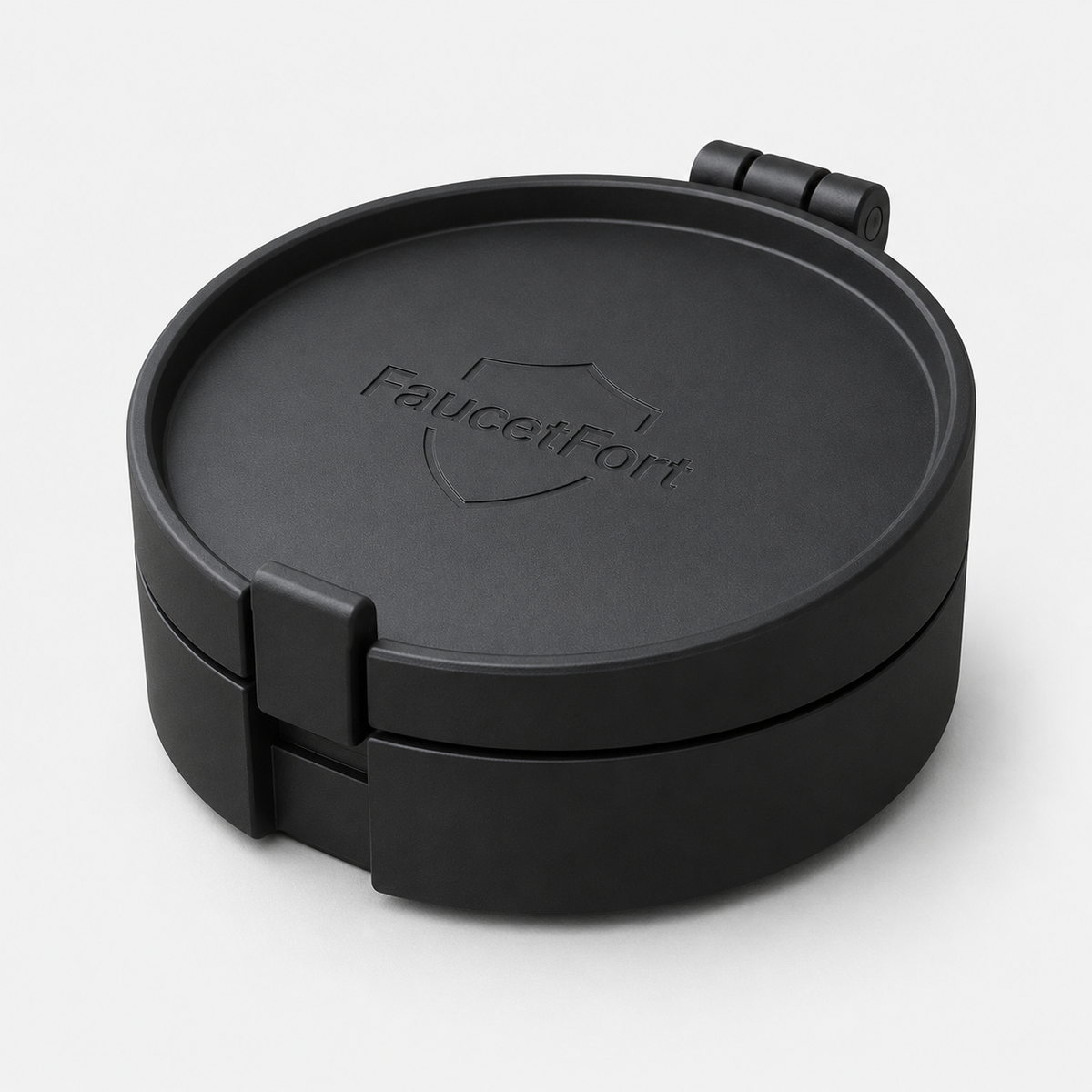 Front view of FAUCETFORT cover closed, latch visible